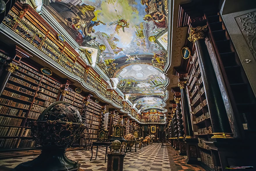 Красивейшая библиотека в мире