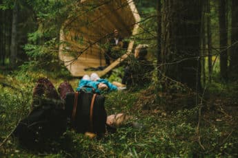 Изучение архитектуры в лесу Эстонии